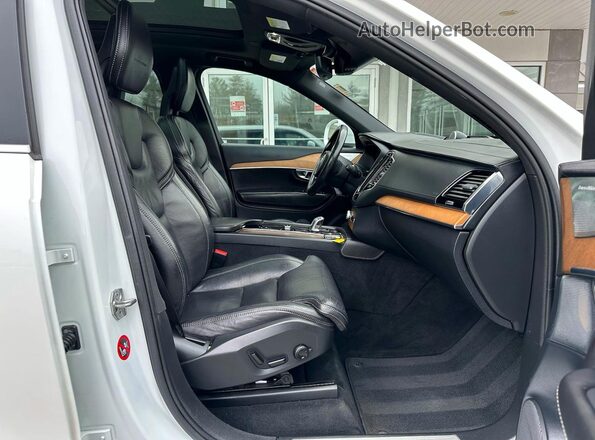 YV4BC0PL2G1042106 2016 VOLVO XC90 Белый Вид спереди