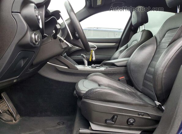 ZASFAKNN9J7B85530 2018 ALFA ROMEO STELVIO Blue Vista del salpicadero