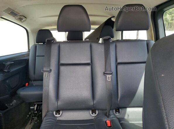 WD4PG2EE4J3366396 2018 MERCEDES-BENZ METRIS Черный Вид задней части салона