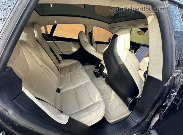 5YJSA1E25JF243568 2018 TESLA MODEL Серый Вид салона спереди