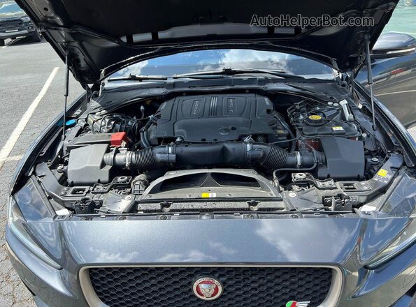 SAJAG4FV7KCP48855 2019 JAGUAR XF Charcoal Vista del salpicadero