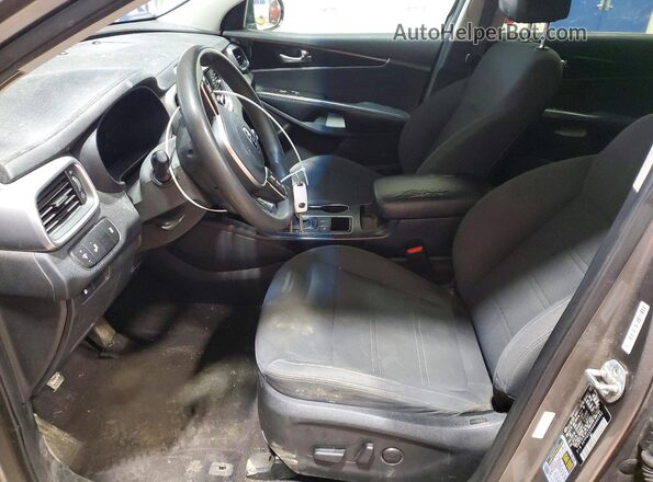 5XYPG4A56KG446582 2019 KIA SORENTO Серебряный Вид панели приборов