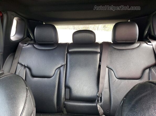 3C4NJCEBXMT548644 2021 JEEP COMPASS Красный Вид задней части салона
