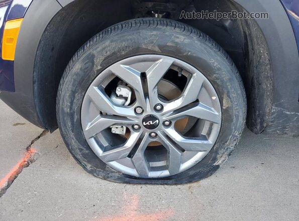 KNDEP2AA0T7847889 2026 KIA SELTOS Синий Панорамный вид салона 360°