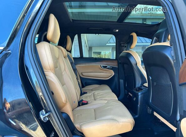 YV4BC0PLXH1180980 2017 VOLVO XC90 Black Սալոնի դիմացի տեսք