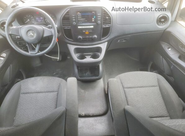 W1YV0CEY8N3964305 2022 MERCEDES-BENZ METRIS Белый Вид щитка приборов
