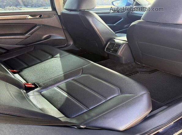 1VWBA7A33JC005519 2018 VOLKSWAGEN PASSAT Черный Вид салона спереди