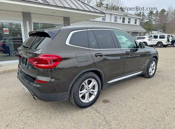 5UXTR9C59JLC75432 2018 BMW X3 Зеленый Вид спереди