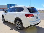 2019 Volkswagen Atlas Se Белый vin: 1V2XR2CAXKC604336