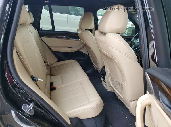 5UXTR9C5XJLC68831 2018 BMW X3 Black Widok wnętrza z tyłu