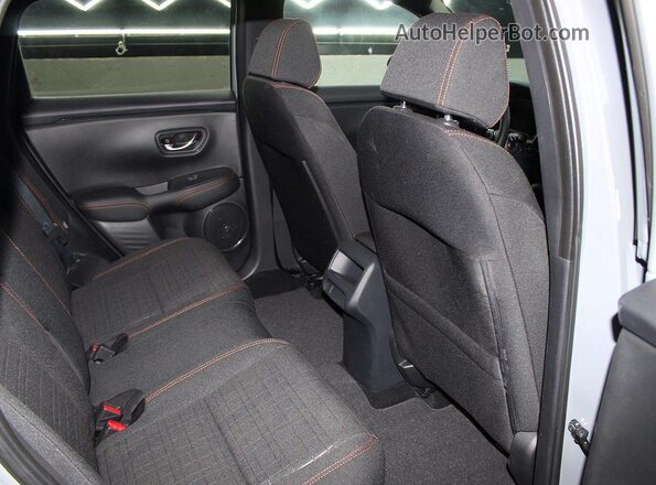 3CZRZ1H55TM709182 2026 HONDA HR-V Серый Вид салона спереди