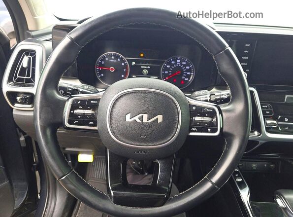 5XYRKDLF9NG112970 2022 KIA SORENTO Black Rear seats view