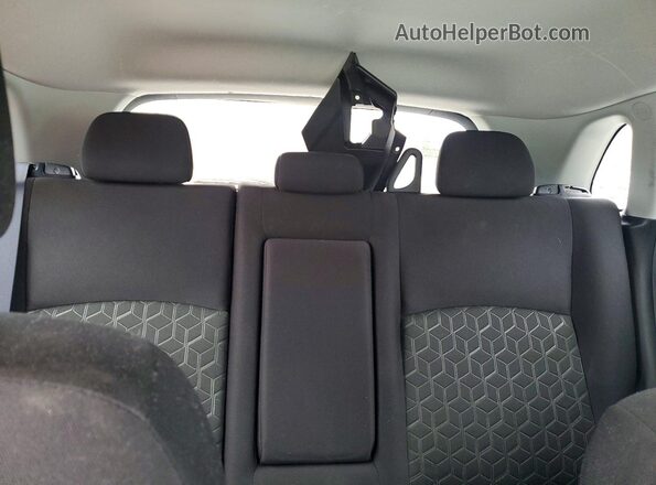 JA4ARUAU0SU008723 2025 MITSUBISHI OUTLANDER Gray Widok wnętrza z tyłu