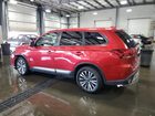 2019 Mitsubishi Outlander Es Красный vin: JA4AD2A3XKZ017541