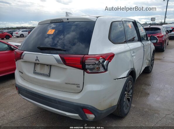 JA4AD3A3XHZ040428 2017 MITSUBISHI OUTLANDER Белый Задняя правая четверть