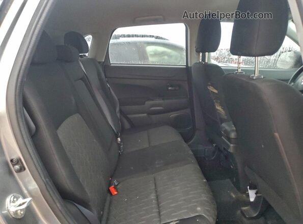 JA4AP3AU1LU010224 2020 MITSUBISHI OUTLANDER Серый Вид задних сидений