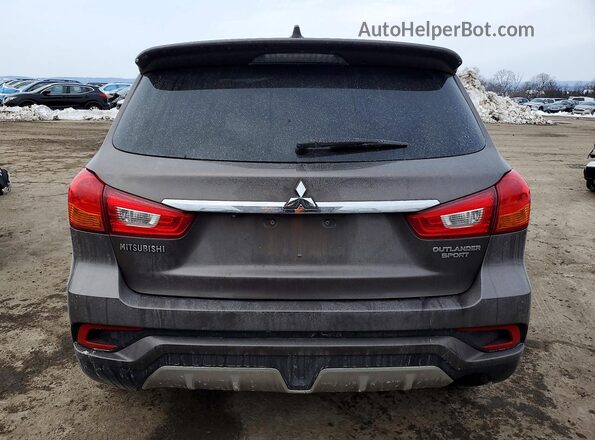 JA4AP3AW6JZ028008 2018 MITSUBISHI OUTLANDER Коричневый Вид сзади