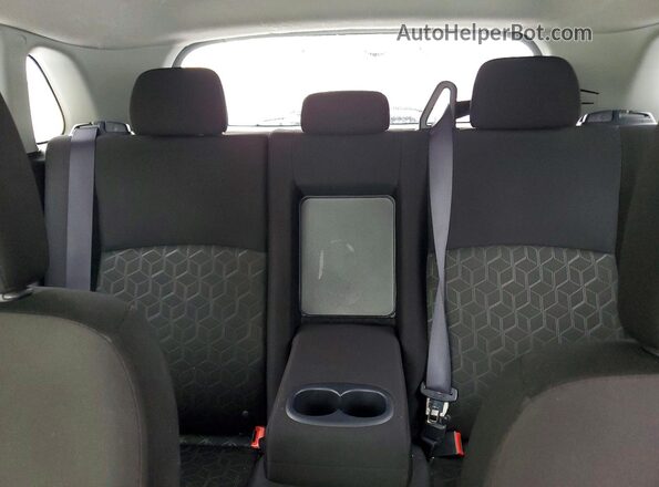 JA4APVAU5MU015214 2021 MITSUBISHI OUTLANDER Серебряный Вид задних сидений