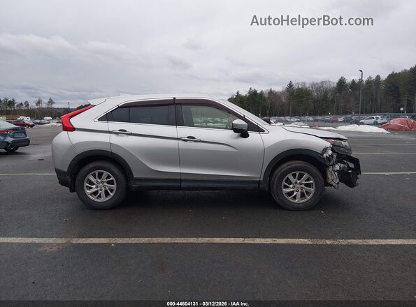 JA4AT3AA0JZ048951 2018 MITSUBISHI ECLIPSE CROSS Серебряный Вид задней части салона