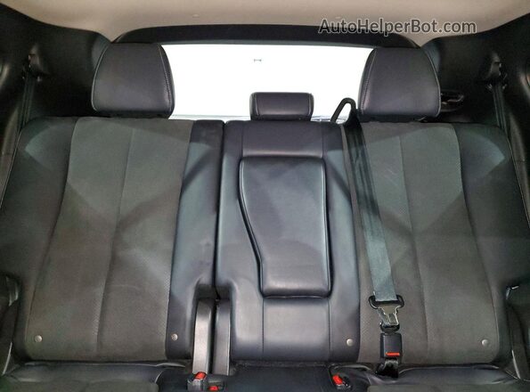 JA4ATWAA0RZ046579 2024 MITSUBISHI ECLIPSE Красный Вид задних сидений