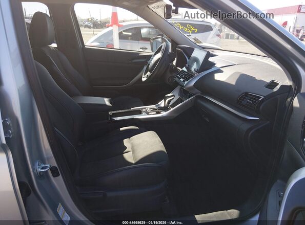 JA4ATWAA1SZ019462 2025 MITSUBISHI ECLIPSE CROSS Серебряный Вид салона спереди