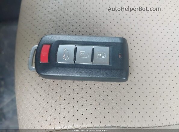 JA4AZ3A3XGZ005176 2016 MITSUBISHI OUTLANDER Dark Blue Вид панели приборов