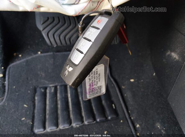 JA4J3VA86SZ018475 2025 MITSUBISHI OUTLANDER Белый Вид панели приборов