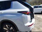 2025 Mitsubishi Outlander Se 2.5 2wd Белый vin: JA4J3VA86SZ018475