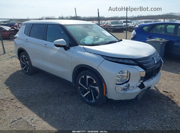 JA4J3VA88RZ034879 2024 MITSUBISHI OUTLANDER White Delantero derecho