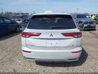 2024 Mitsubishi Outlander Se 2.5 2wd/se Black Edition S-awc/se Black Edition W/pano Roof S-awc White vin: JA4J3VA88RZ034879 2024 Mitsubishi Outlander Se 2.5 2wd/se Black Edition S-awc/se Black Edition W/pano Roof S-awc White vin: JA4J3VA88RZ034879