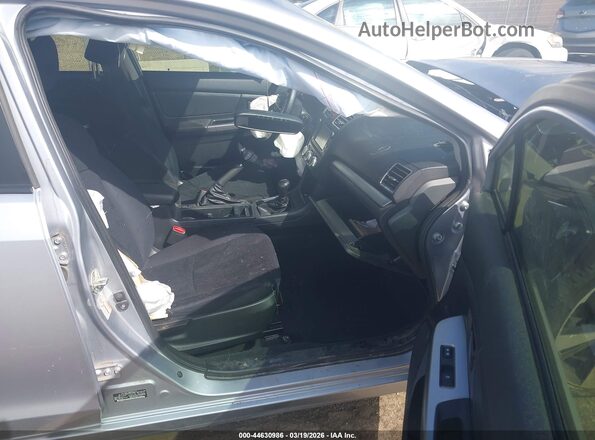 JF1GJAA67GG016885 2016 SUBARU IMPREZA Серебряный Вид салона спереди