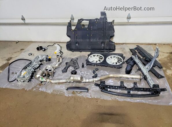 JF1GUABC9S8339821 2025 SUBARU IMPREZA Серебряный Вид подкапотного пространства