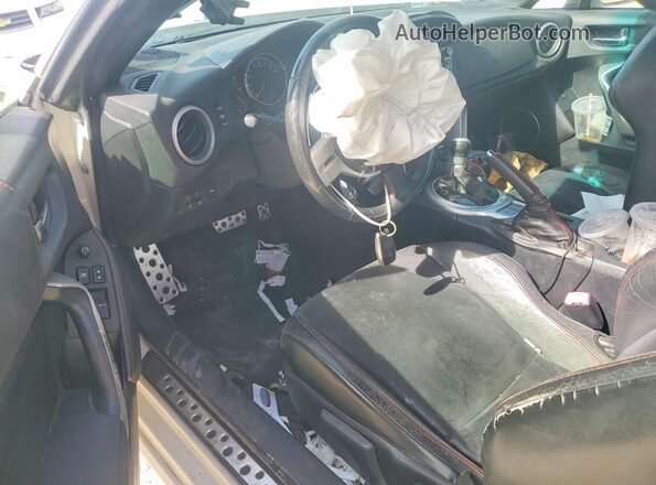 JF1ZCAC17G8600685 2016 SUBARU BRZ Белый Вид панели приборов