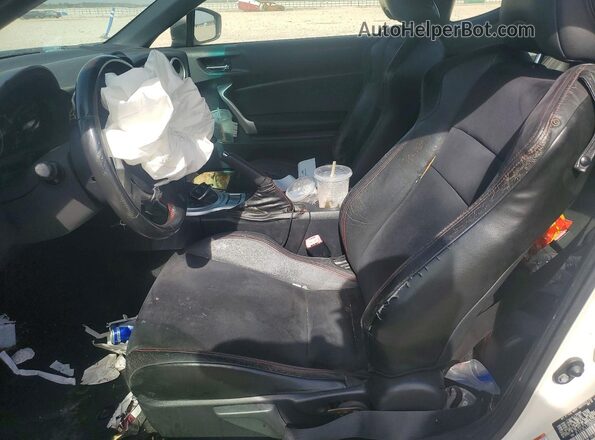 JF1ZCAC17G8600685 2016 SUBARU BRZ Белый Вид салона спереди