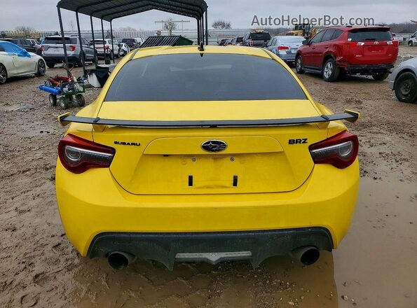 JF1ZCAC1XH9601244 2017 SUBARU BRZ Желтый Вид сзади