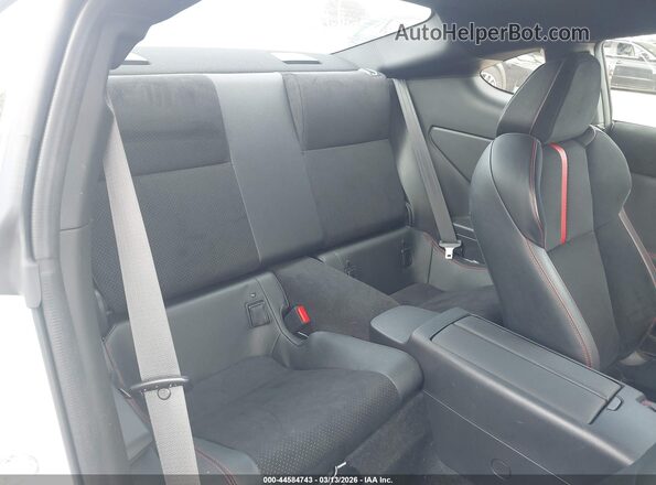 JF1ZDBE11R9702092 2024 SUBARU BRZ Белый Вид наклейки с VIN-кодом