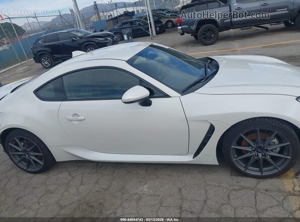 JF1ZDBE11R9702092 2024 SUBARU BRZ Белый Вид задней части салона