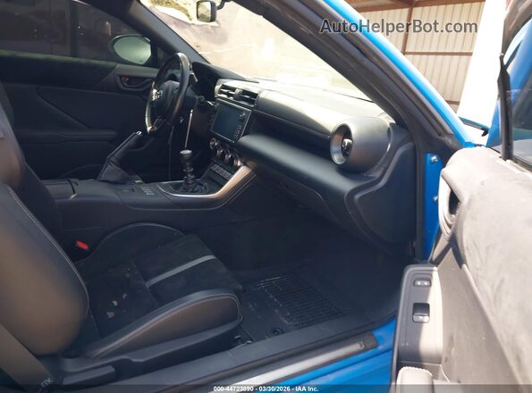 JF1ZNBE15N9751237 2022 TOYOTA GR86 Синий Вид салона спереди
