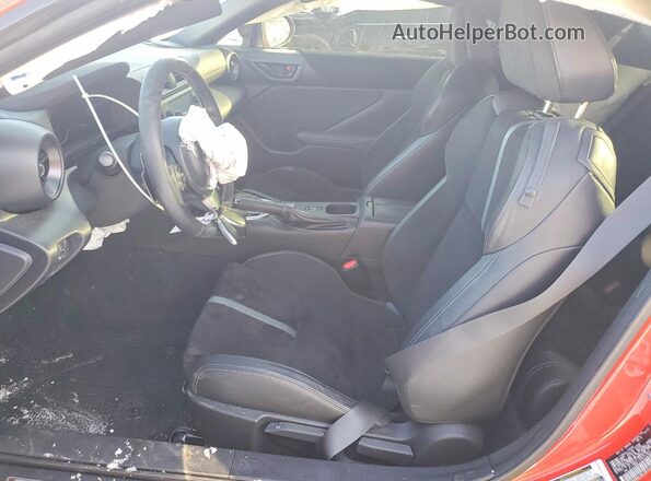 JF1ZNBF11P8757401 2023 TOYOTA GR Красный Вид салона спереди