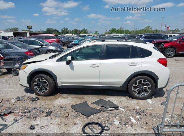 JF2GPABC3G8322183 2016 SUBARU CROSSTREK White Vista interior de 360 grados