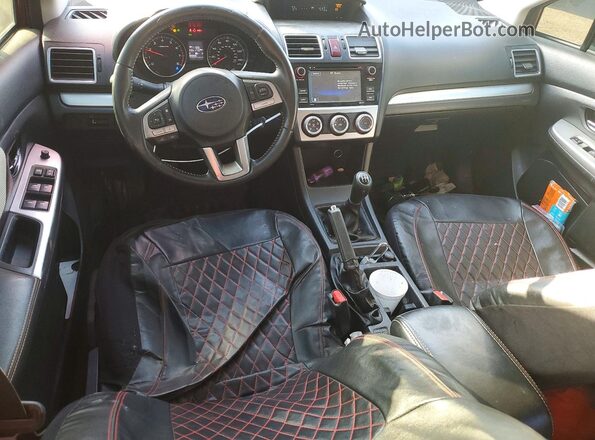 JF2GPABC6HG228466 2017 SUBARU CROSSTREK Темно-бордовый Вид панели приборов