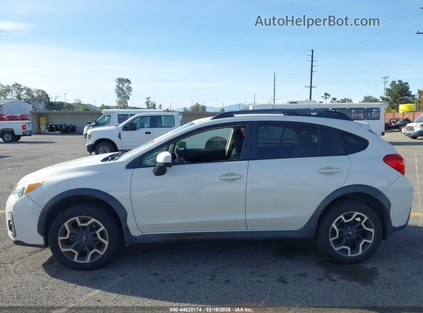 JF2GPADC0H8213338 2017 SUBARU CROSSTREK Белый Панорамный вид салона 360°