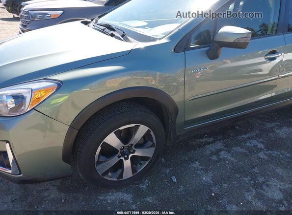 JF2GPBBC7GH253956 2016 SUBARU CROSSTREK HYBRID Gray Widok z przodu