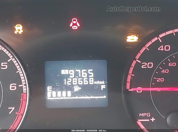 JF2GTAAC1JG343270 2018 SUBARU CROSSTREK Серебряный 