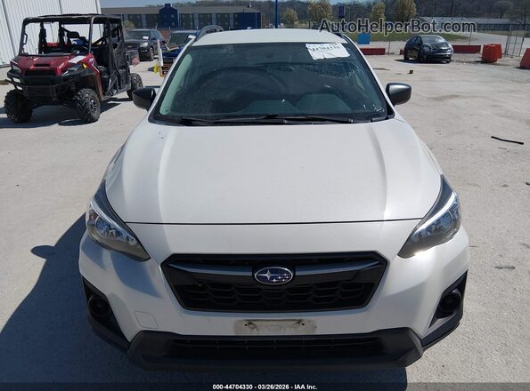 JF2GTAAC7JH333031 2018 SUBARU CROSSTREK Желтый Вид задней части салона