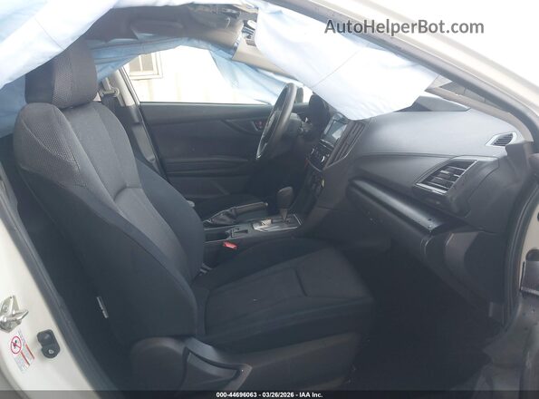 JF2GTABC2K8355082 2019 SUBARU CROSSTREK White Vista interior delantera