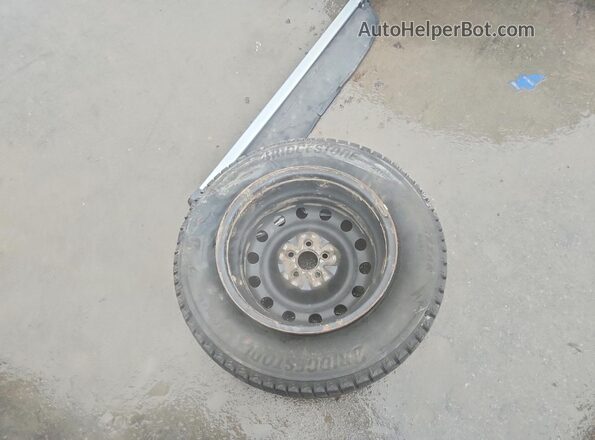 JF2GTACC0K8256016 2019 SUBARU CROSSTREK Silver Widok naklejki z numerem VIN