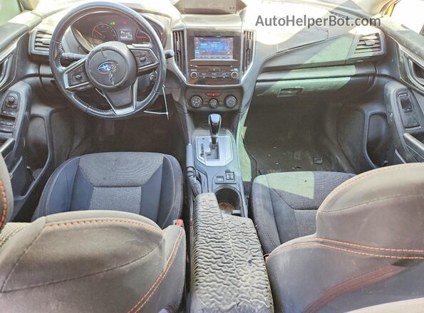 JF2GTADC2KH202411 2019 SUBARU CROSSTREK Белый Вид панели приборов