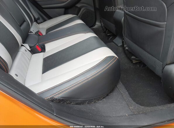 JF2GTALC5JH227514 2018 SUBARU CROSSTREK Оранжевый Вид наклейки с VIN-кодом