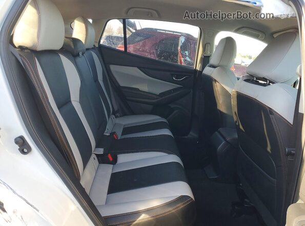 JF2GTAMC2KH227230 2019 SUBARU CROSSTREK White უკანა სალონის ხედი